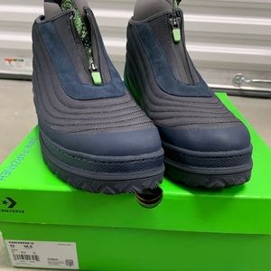 Converse Pro Leather X2 Tech
Paria Farzaneh Asphalt